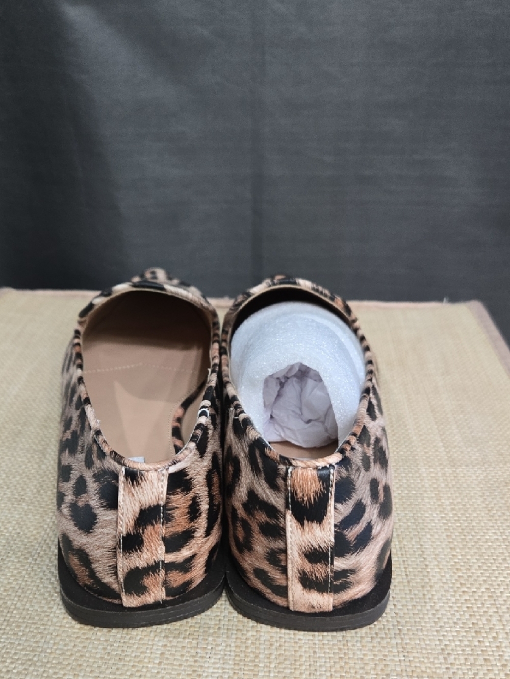 Charles David Leopard Print Pointed Loafers in Tan and Black - Picture 3 of 11